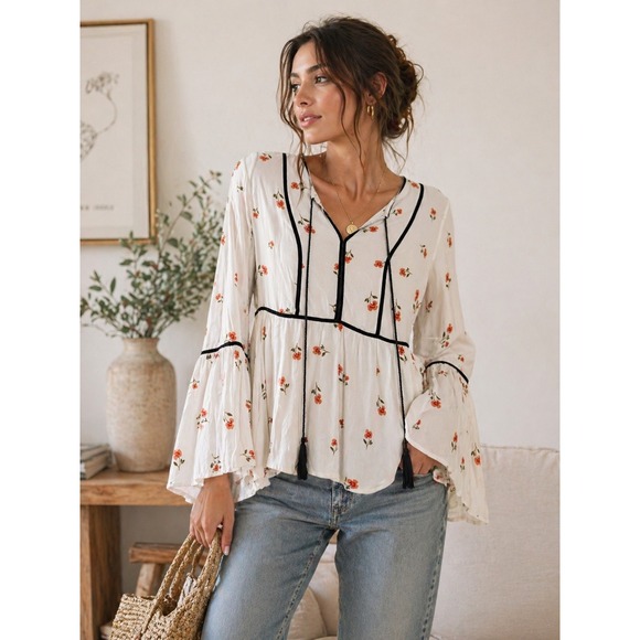 LC Lauren Conrad Tops - LC Lauren Conrad Floral Bell Sleeve Boho Blouse White XS Tie Front Tassel Top